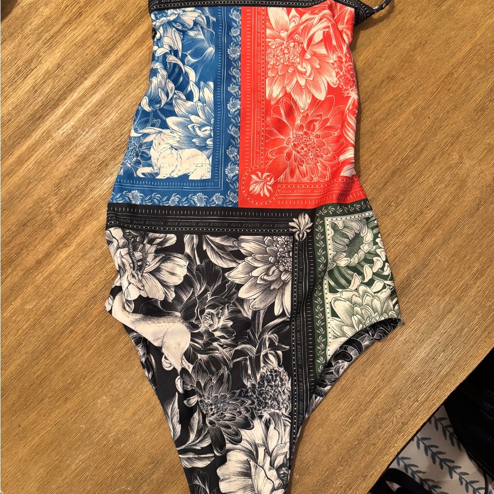 NWT - Agua Bendita Kali Reversible Swimsuit